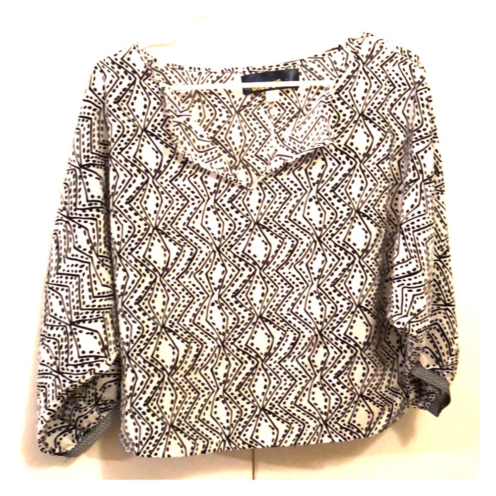 Black & white pattern 3/4 sleeve going out shirt